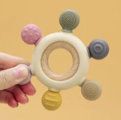 Merkloos Bijtring - Bijtspeelgoed - BPA Vrij - Siliconen - Baby Speelgoed - Roze -Babyproductenseries Winkel 1200x1189
