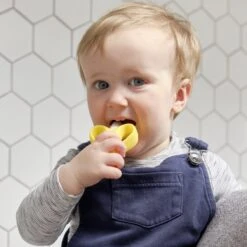 Baby Banaan Tandenborstel/bijtspeeltje – Geel - Baby Tandenborstel - Bij Doorkomende Tandjes - Tandvlees Massage - Babytandenborstel - Peuter Tandenborstel -Babyproductenseries Winkel 1200x1200 46