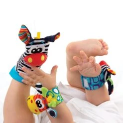 Playgro Pols- En Voetrammelaarset Zebra & Giraf - Set Van 4 Stuks, 2 Polsbandjes En 2 Rammelsokjes -Babyproductenseries Winkel 1200x1200 65