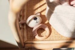 Jollein Bijtring Deer - Pale Pink -Babyproductenseries Winkel 1200x800 12