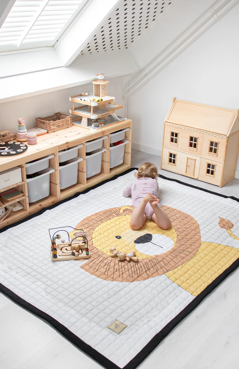 Love By Lily - Groot Speelkleed - Mr. Chairman Lion - 200x150cm 7 Love By Lily - Groot Speelkleed - Mr. Chairman Lion - 200x150cm - Afbeelding 7