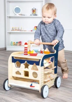 Baby Walvis Loopwagen - Houten Speelgoed Vanaf 1 Jaar -Babyproductenseries Winkel 848x1200 1