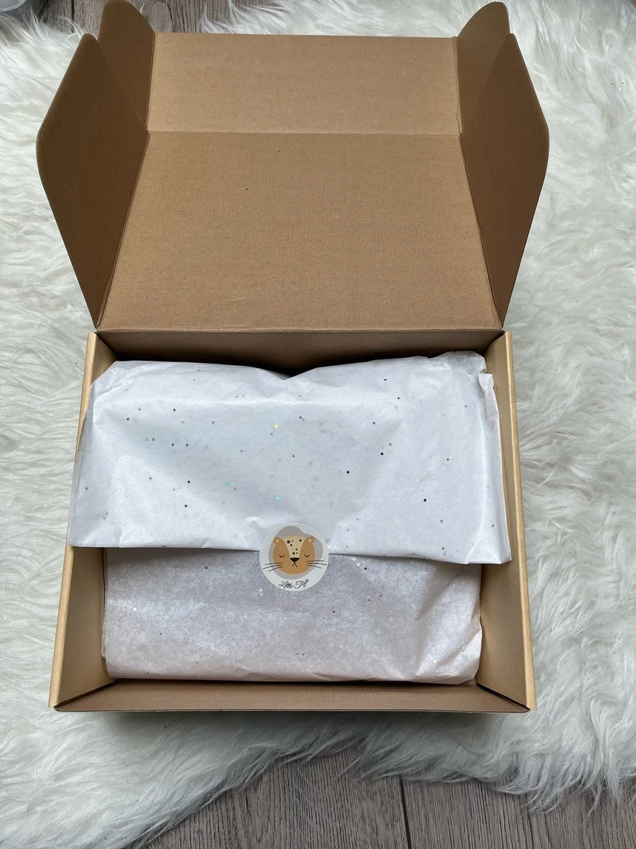 Little Tiger - Babyshower - Kraamcadeau - Kinderservies - Baby Servies - 4 Delig - Baby Bord - Baby Bestek - 100% BPA VRIJ - Kleur Zand 6 Little Tiger - Babyshower - Kraamcadeau - Kinderservies - Baby Servies - 4 Delig - Baby Bord - Baby Bestek - 100% BPA VRIJ - Kleur Zand - Afbeelding 6